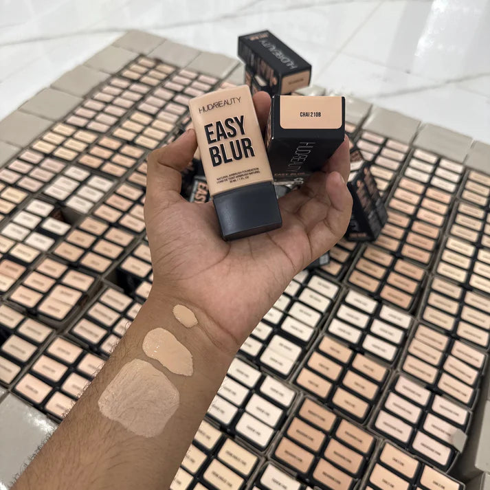 Huda Beauty Easy Blur Natural Airbrush Foundation with Niacinamide